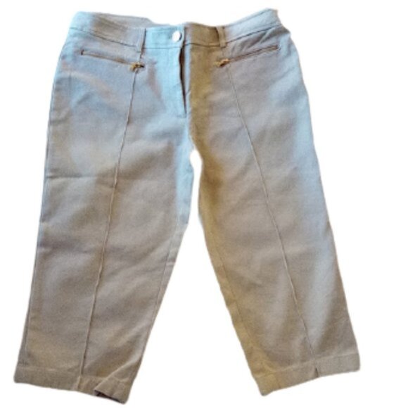 -Beige Bermuda Shorts Size 6 - Picture 1 of 1